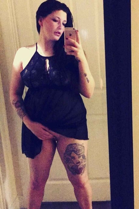 SlapperLaughs erotic pornstar img