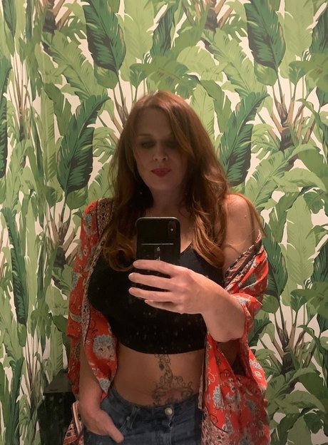 HoneyBeeZone estrella del sexo imágenes