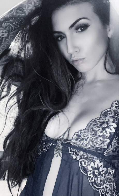 kimxchelle erotic actress galleries