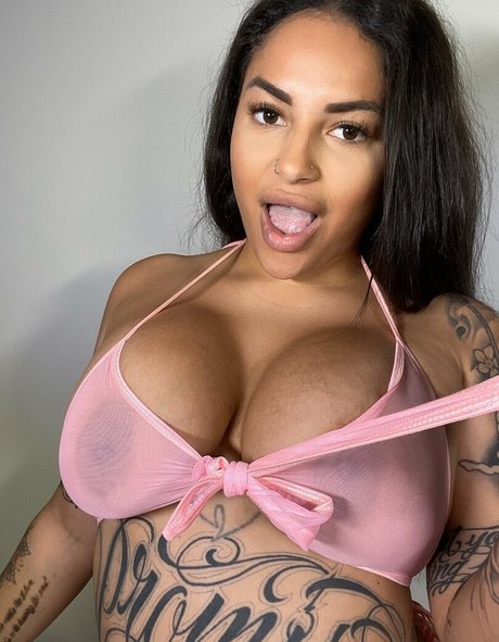 BIG BOOTY LATINA sexe de star du porno galerie