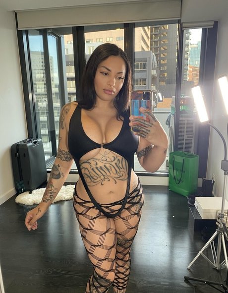 BIG BOOTY LATINA actrice parfaite galeries