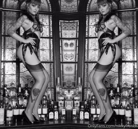 Nikky French estrella xxx imagen