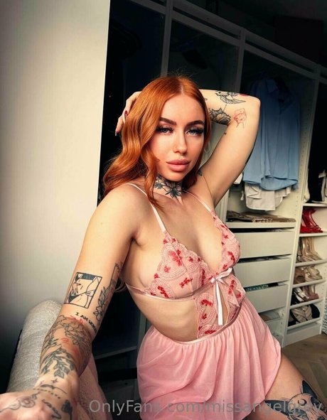 Angel Grey_ star du sexe photos