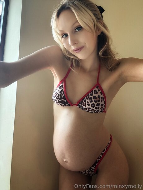 Minxymolly joli modèle photo