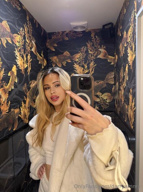 Darryammy étoile chaude archive