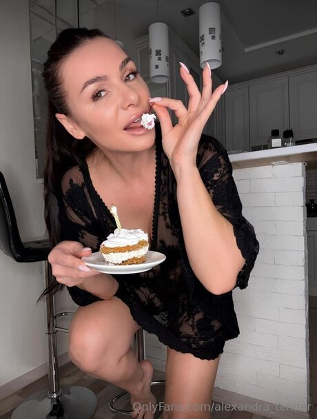 Alexandra Tender nude actress pic