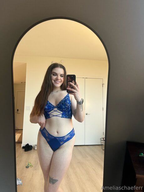 Ameliaschaeferr adult model images