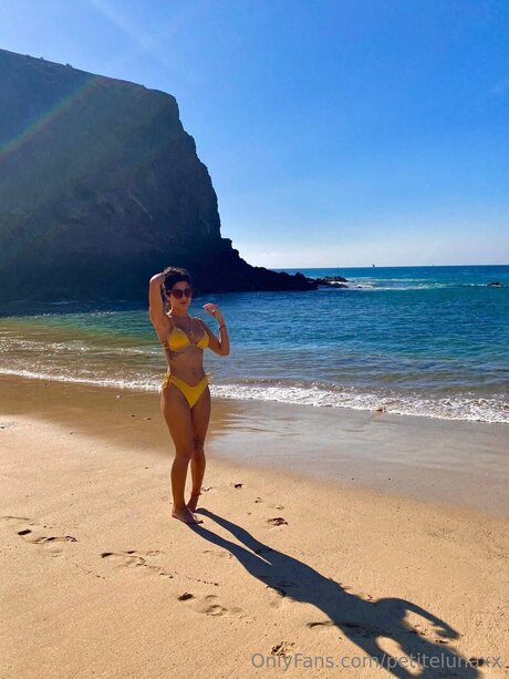 Petitelunaxx art star du porno galeries