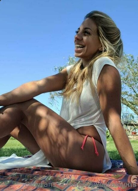 Houseoffan star pornographique photos