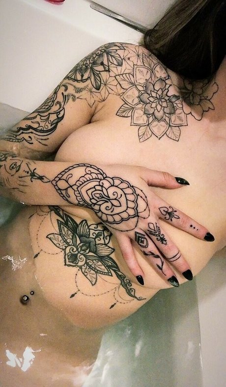 Selena Sstanguay estrella porno hermosa galerías