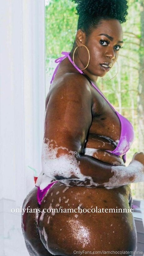 Jasmine Nicole Banks hot model photo