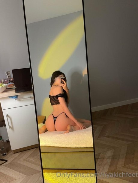 Nyakich star du porno gratuit images