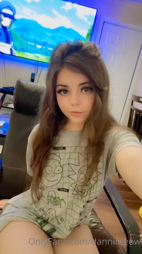 Danni Meow_ actrice pornographique image