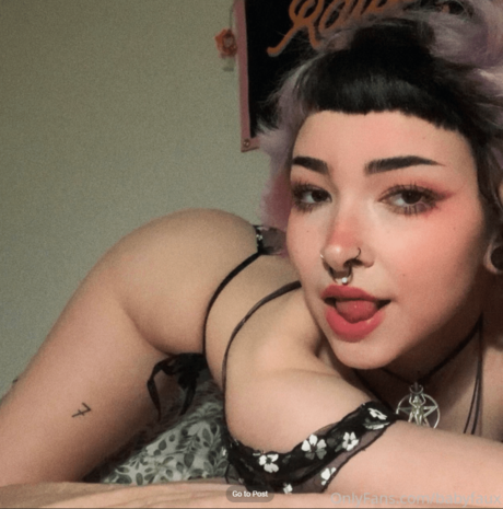 Evilgirll sexy star galleries