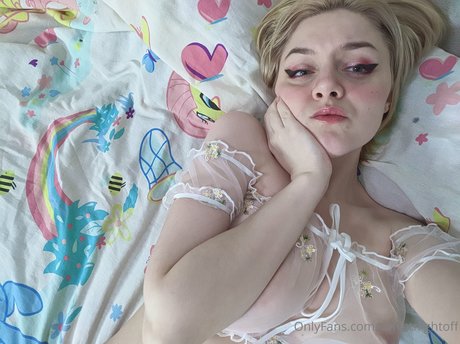 Velvet night actriz adulta galerías