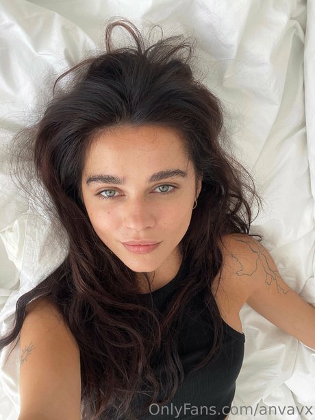 Ana Vavx modèle magnifique photo