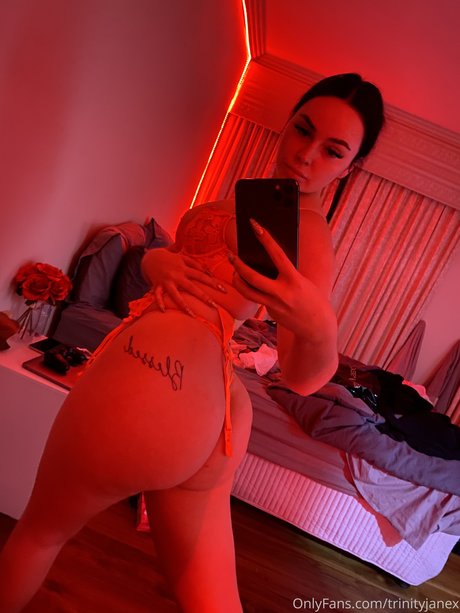 Trinity Jane star sexy galleries