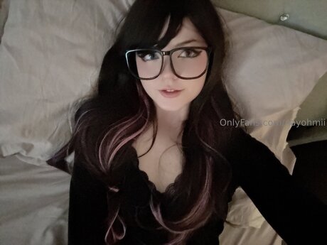 Nayohmii nude star photo