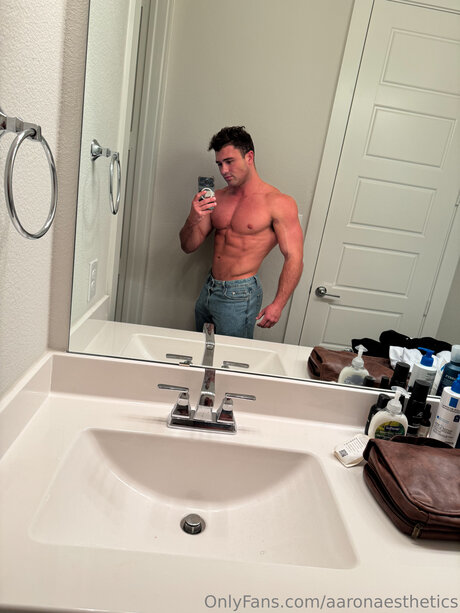 Aaronaesthetics star pornographic gallery