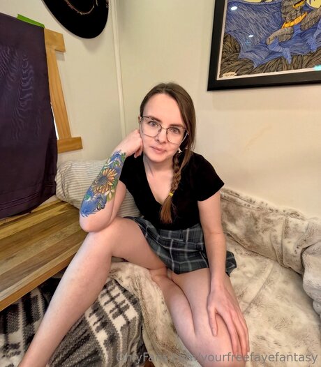 Yourfreefayefantasy star du porno érotique photo