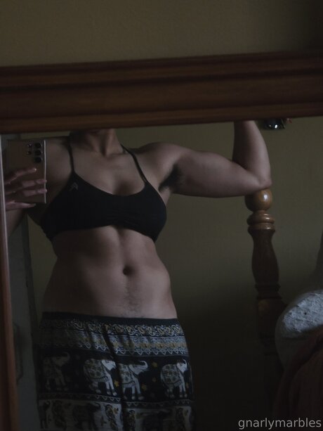 Gnarlymarbles hermosa modelo galerías