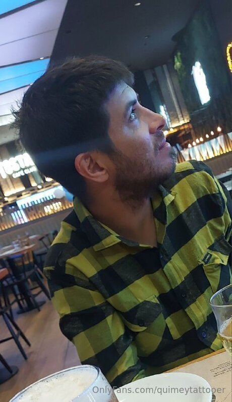 Quimeytattooer estrella de alta definición foto