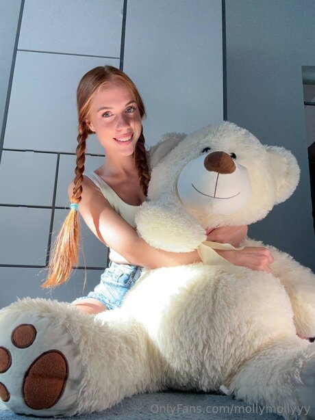 Hollymollyxo modèle hd archive