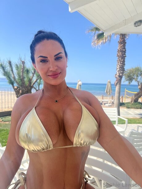 Sophie Lawson X desnudos estrella porno fotos