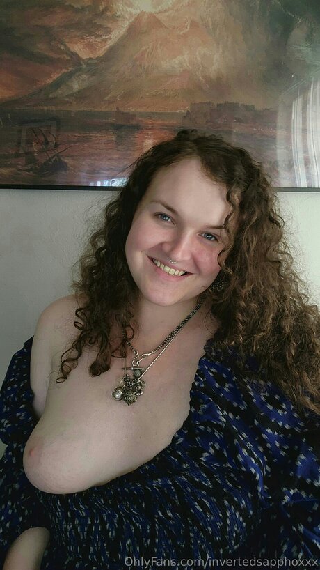 Invertedsapphoxxx naked actress photos