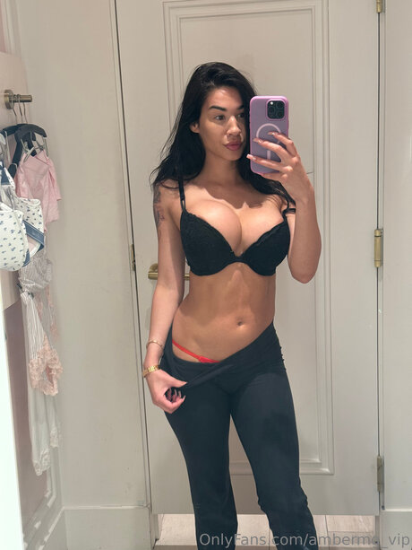 Ambermg Vip desnudos de estrellas foto