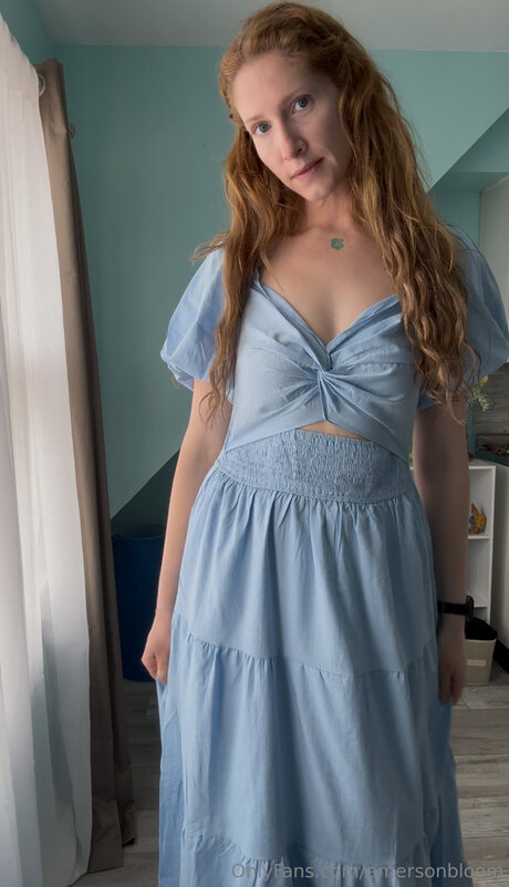 Emersonbloom modèle adulte photo