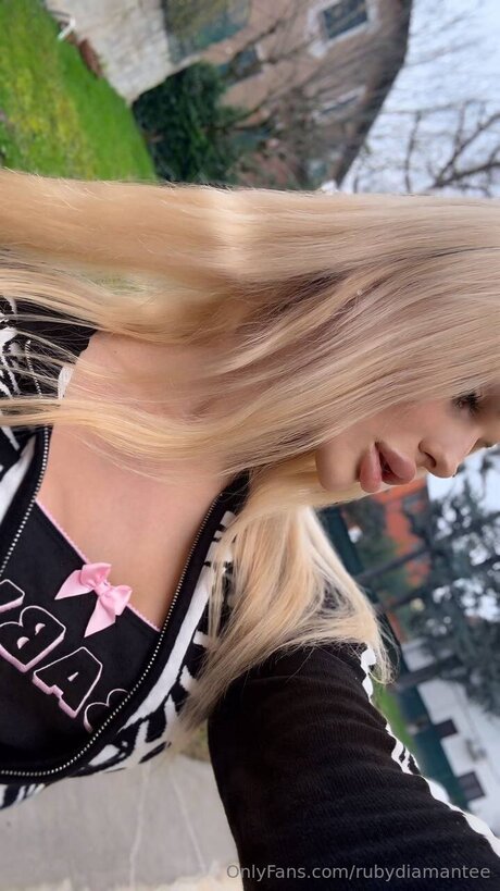 tattooed shemale onlyfans naked pics