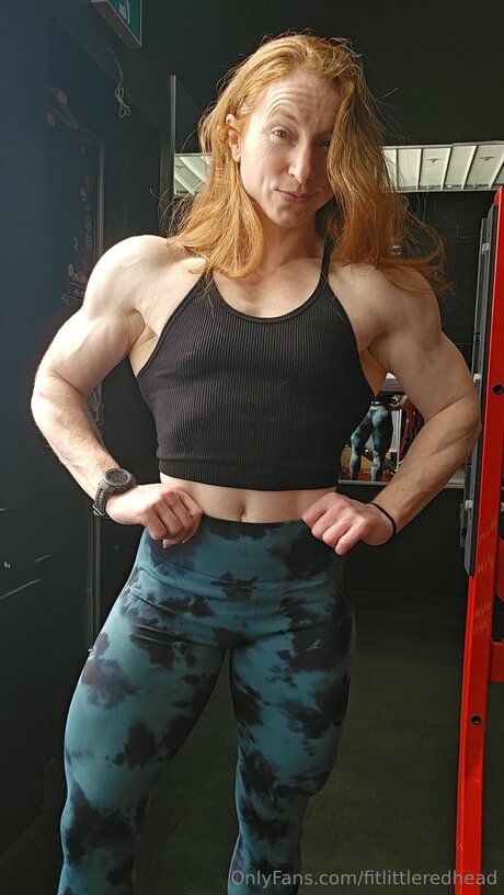 Fitlittleredhead étoile sexy galerie