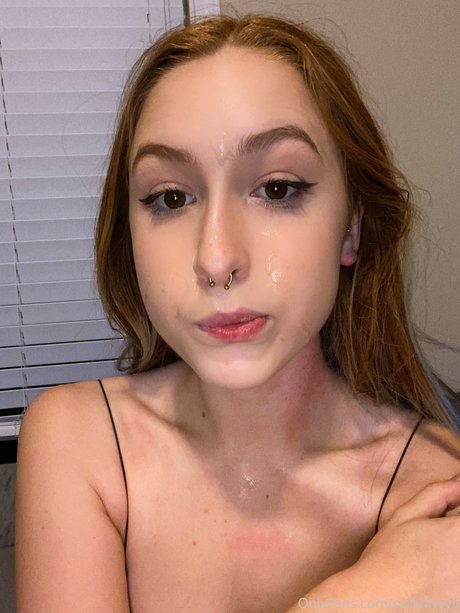 Ivy Lune pornstar sex picture