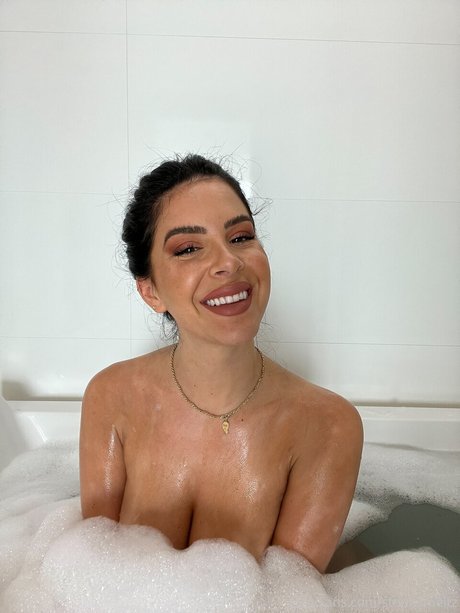 Stephanie Smeltz star naked images