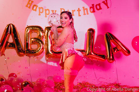 Abella Danger xxx étoile galeries