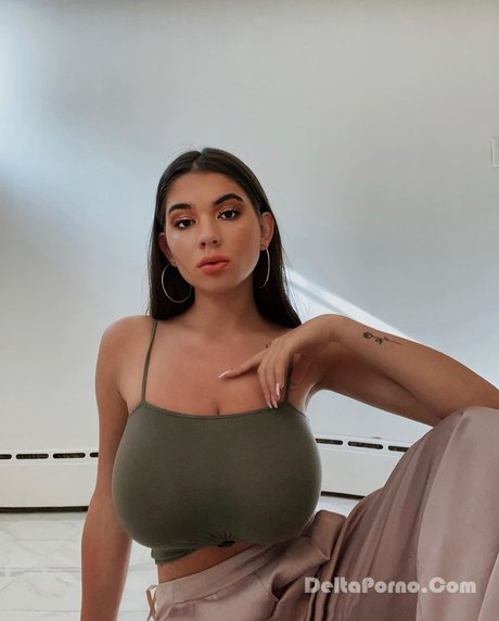 Annaartsvs model porn picture