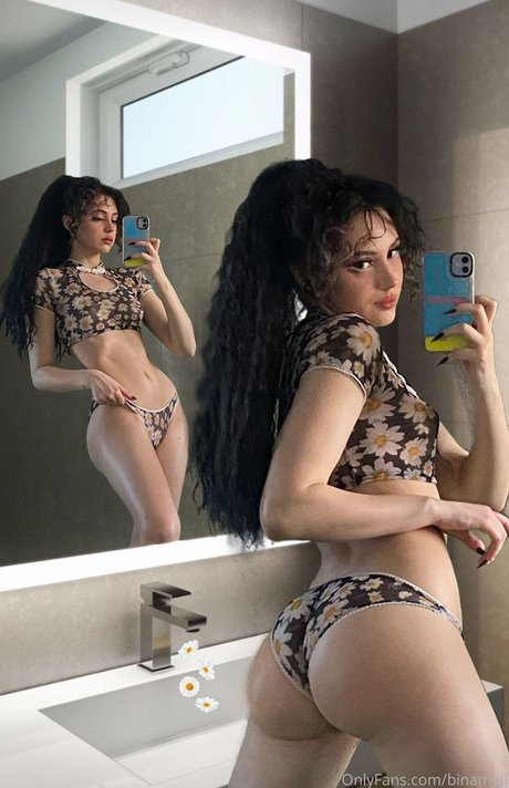 Mina Bell_ pornstar art pictures