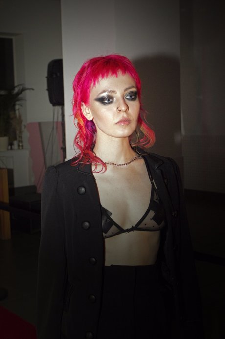 _Hellagaaay modèle parfait photo