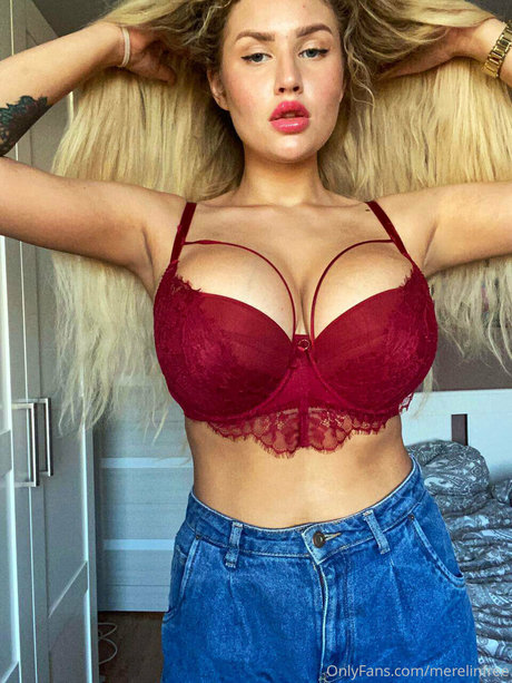 Merelin_ model pornographic pictures