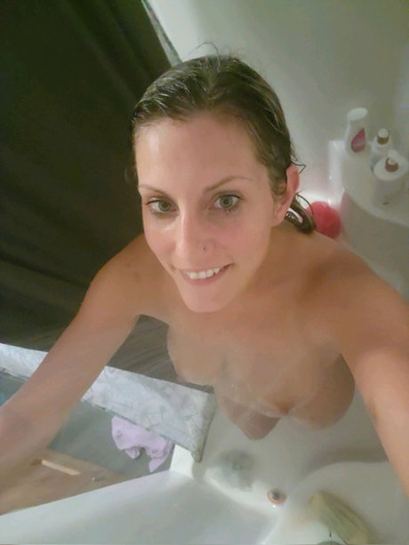 Sylvie b10 pornstar naked gallery