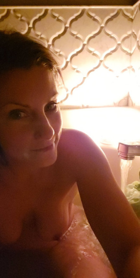 Sylvie b10 model xxx photo