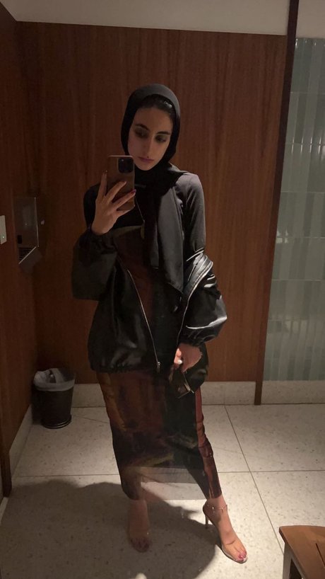 Sher Arar_ pornstar art picture