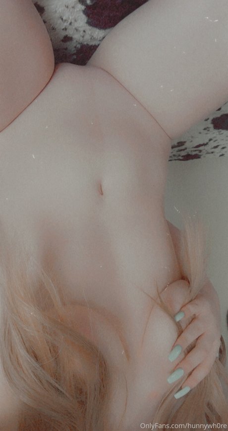 Duckie Ho_ model high quality pic