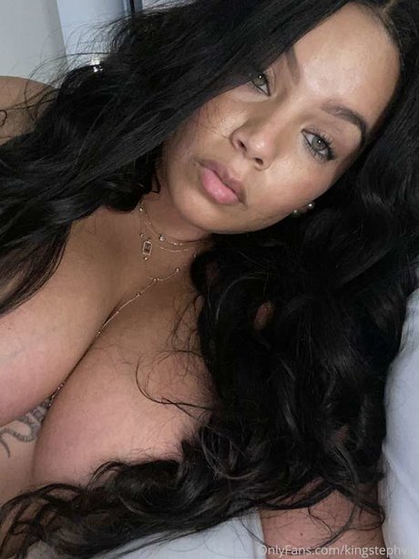 King Steph pornstar naked picture