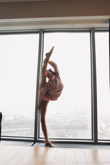 Lovalova actriz sexual foto