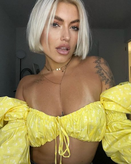 Vera Verushka_ sex star archive