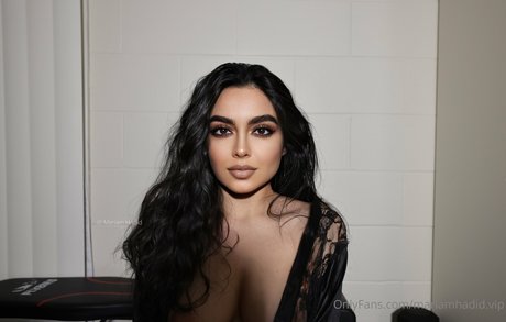 Mariam Hadid libre de estrellas imágenes