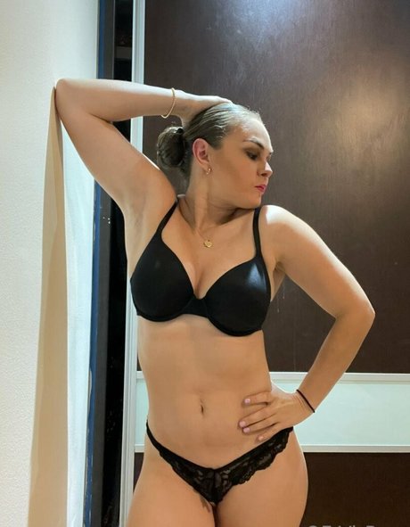 esposa morena onlyfans porno desnudo fotos