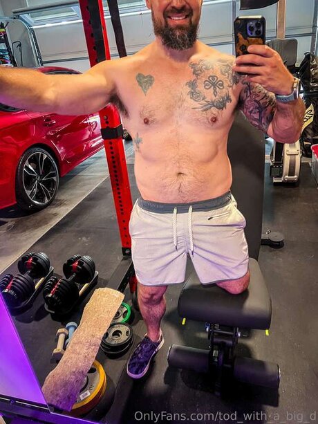 Tod With A Big D star adult photos